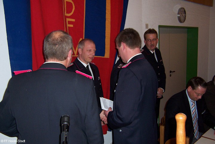 Ehrungen für 30 Jahre Feuerwehrzugehörigkeit