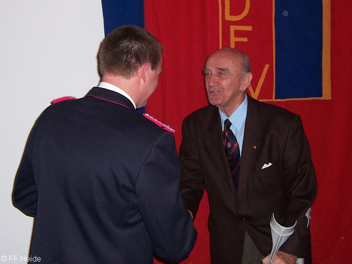 20 Jahre Zugehörigkeit zur Feuerwehr - Helmut Petersen-Schmidt