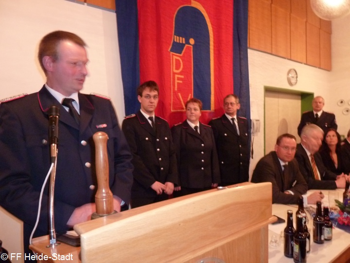 Beförderung zur Feuerwehrfrau bzw. zum Feuerwehrmann