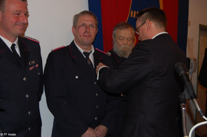 Brandschutzehrenzeichen in Silber