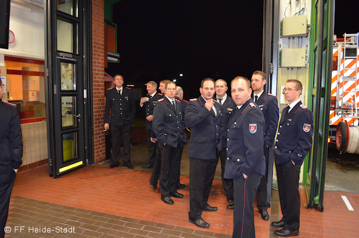 Die Raucher an der frischen Luft