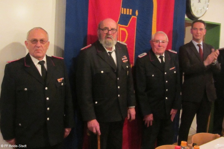 60 Jahre Zugehörigkeit zur Feuerwehr