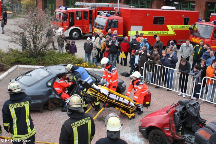 Dankeschön an Firma Möller für die PKWs