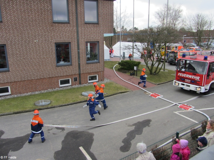 Der Löschangriff unserer Jugendfeuerwehr