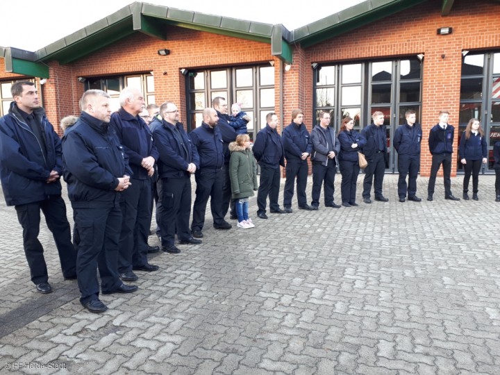 die Wehrführung FF Süderholm und der Vorstand der FF Heide