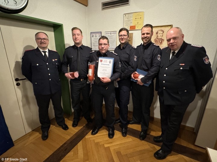 Ehrung für 20 Jahre Mitgliedschaft in einer Feuerwehr