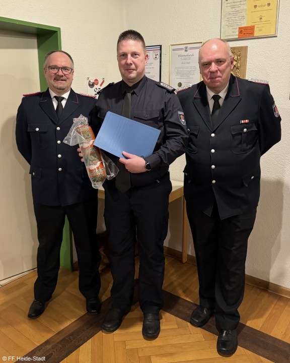 Ehrung für 30 Jahre Mitgliedschaft in einer Feuerwehr