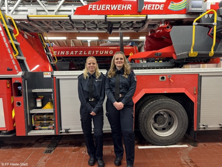Aus der Jugendfeuerwehr übernommene Kameradinnen