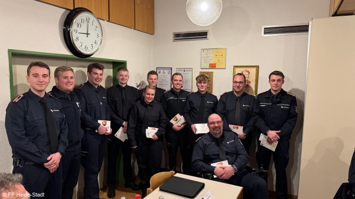 Unseren Ausbildern der Jugendfeuerwehr galt wie jedes Jahr ein besonderer Dank für ihr Engagement!