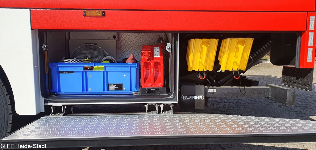 GW-L2 Traversenkasten links