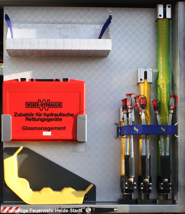  2. HLF 20 Vorderseite Schwenkelement