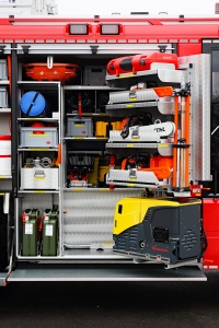 Geräteraum 2 Schwenkwand